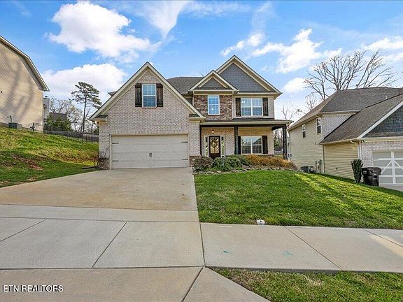 2nd image of 9926 Hummingbird Ln