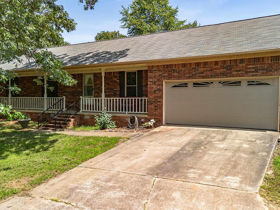 1st image of 61 Winding Branch Ln