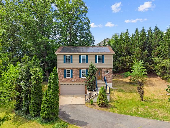 3rd image of 18252 Linton Ct