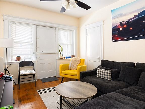 5th image of 87 Gordon St