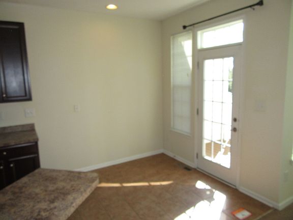 3rd image of 1209 Madison Ln