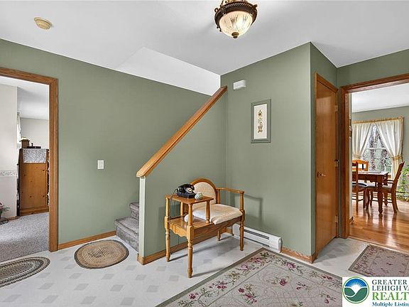 5th image of 1089 Walnut Dr