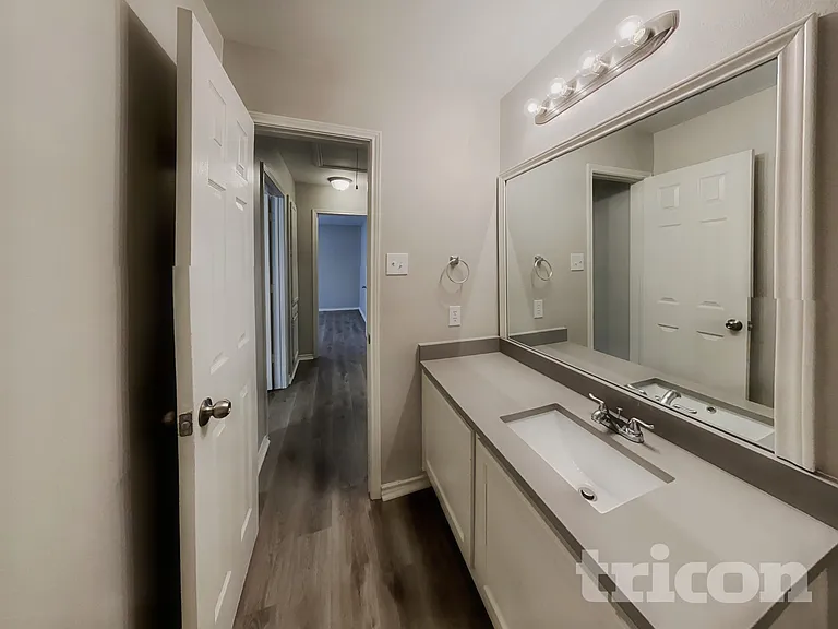 1110 Wayne Ave — Photo 14