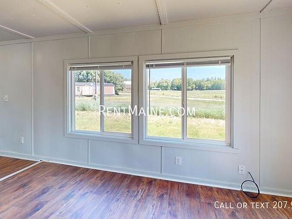 4th image of 50 Pond Rd