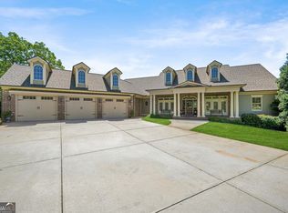 428 Fox Valley Dr, Monroe, GA 30656