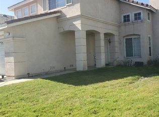 8036 Riviera Ct, Fontana, CA 92336