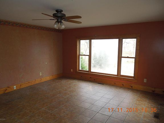 2nd image of 8845 E D Ave