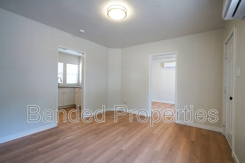 1 bed, 1.0 bath, 650 sqft, $1,095 — Photo 3