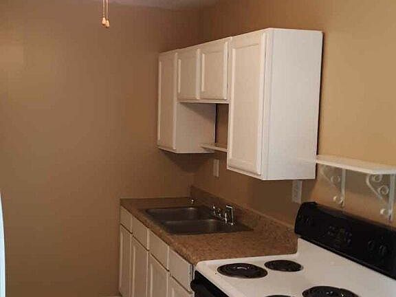 4th image of 604 Taylor Ave APT 3