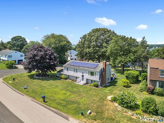 2nd image of 18 High Ridge Drive