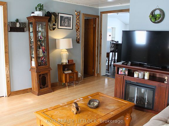 5th image of 17 Banta Rd