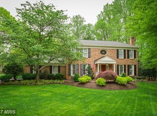 6305 Pohick Station Dr, Fairfax Station, VA 22039