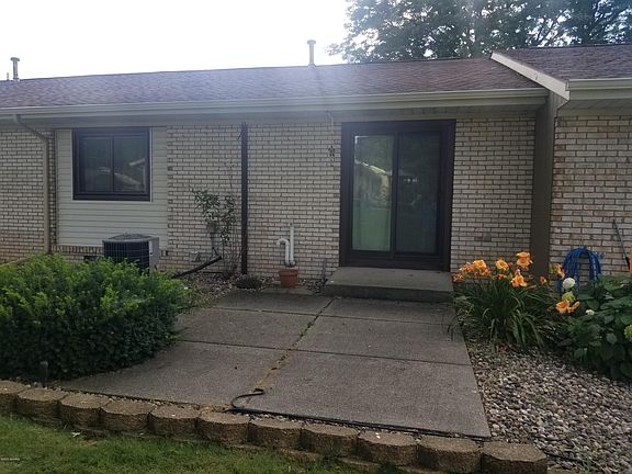 2nd image of 5032 Beech Ct