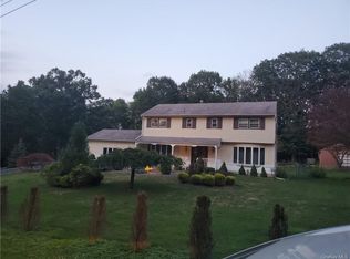 4 Deerwood Rd, Spring Valley, NY 10977