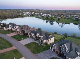 1698 Lake Manor Dr, Forest, VA 24551