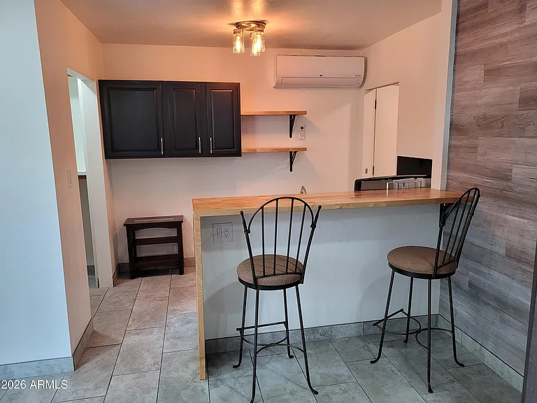 350 Los Altos Dr #3 — Photo 3
