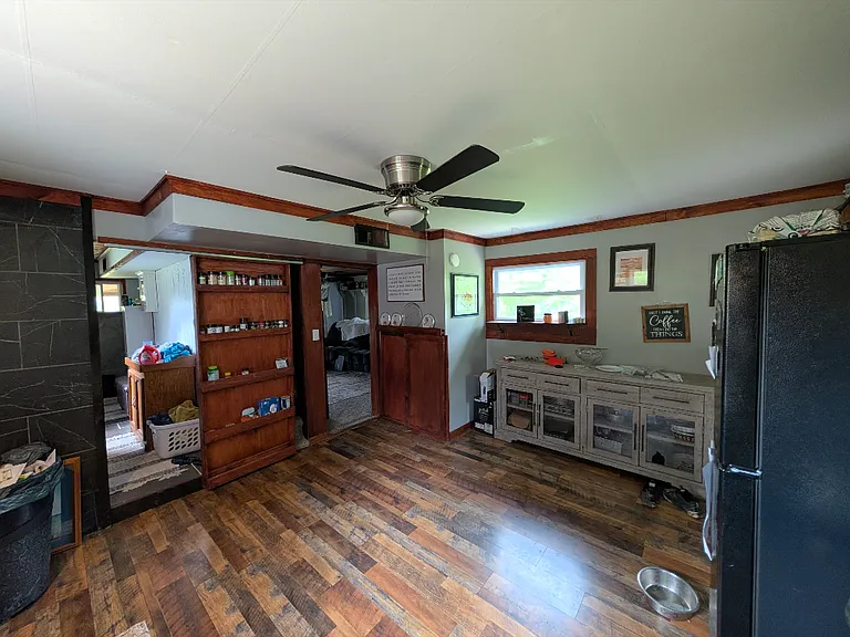 2286 Mercer West Middlesex Rd — Photo 3