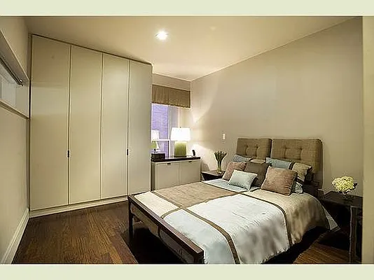 Sold by Stribling | media 7