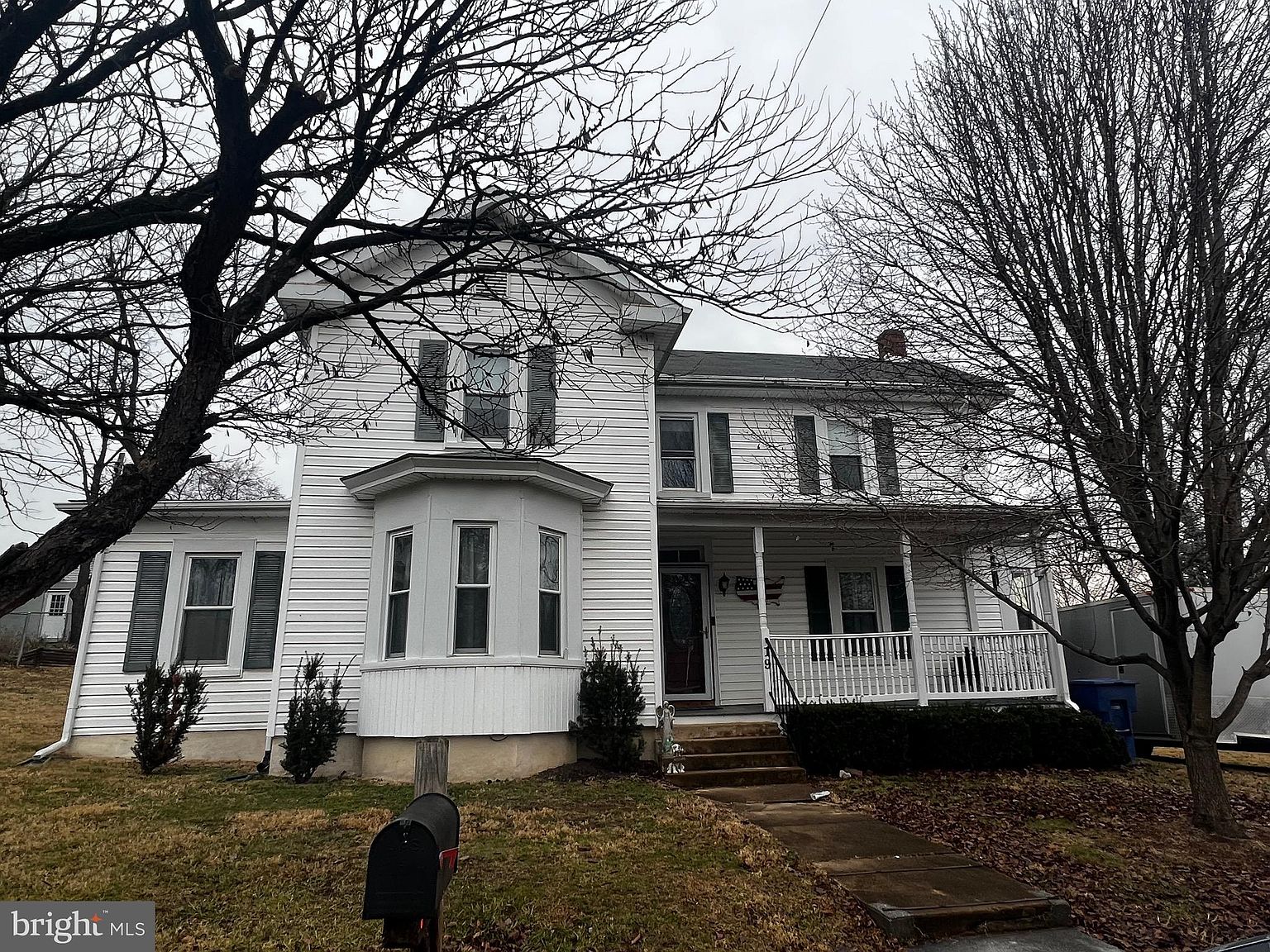 19 W 11th St, Front Royal, VA 22630 Zillow