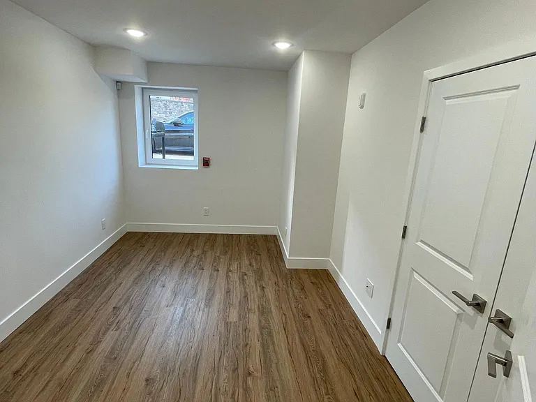 2203 W Thompson St #A — Photo 12