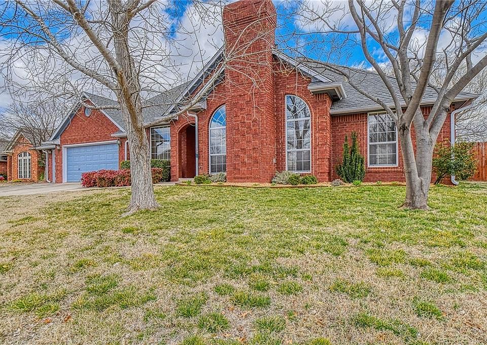 1st image of 15608 Shadow Mountain Dr