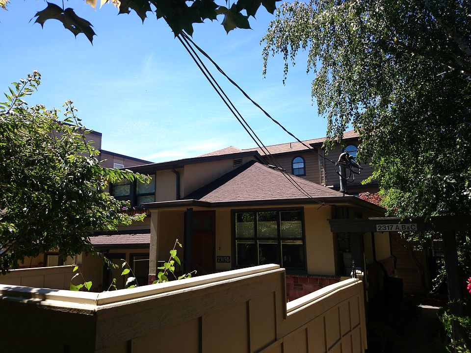1st image of 2317C Franklin Ave E