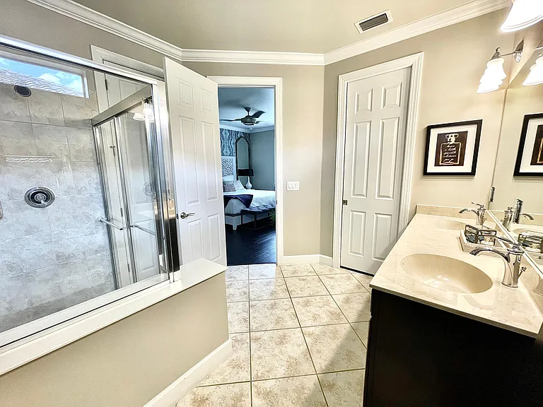 20283 Cypress Shadows Blvd — Photo 11