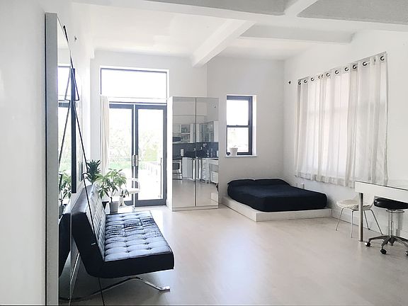 4th image of 242 S 1st St APT 3C