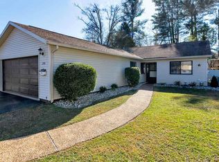 290 Tennis Dr, Charlottesville, VA