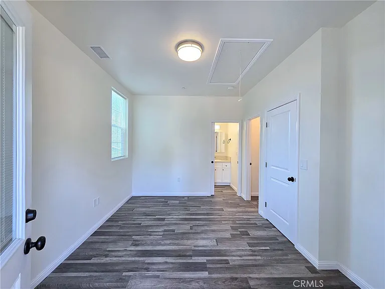 4165 Country Club Dr #A — Photo 15