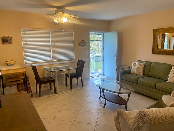 4th image of 240 N Collier Blvd APT C9