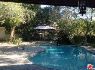 5430 Shirley Ave, Tarzana, CA 91356