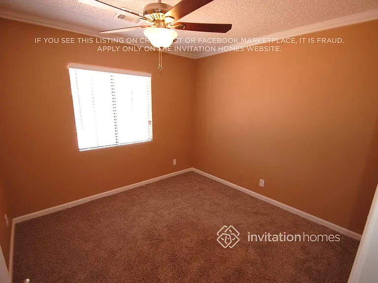 907 N Wedgewood Dr — Photo 7