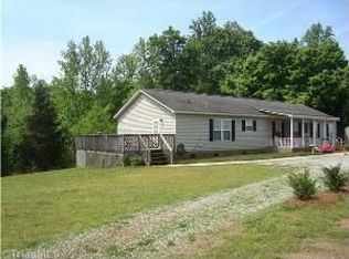 181 Sweat Hill Rd, Clemmons, NC 27012