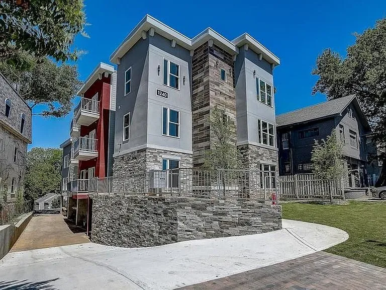 1240 Piedmont Ave NE #1C — Photo 1