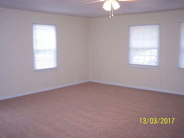 2nd image of 107 Woodlawn Dr