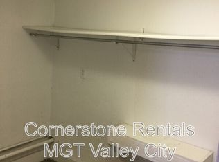 264 College St SE APT 7, Valley City, ND 58072
