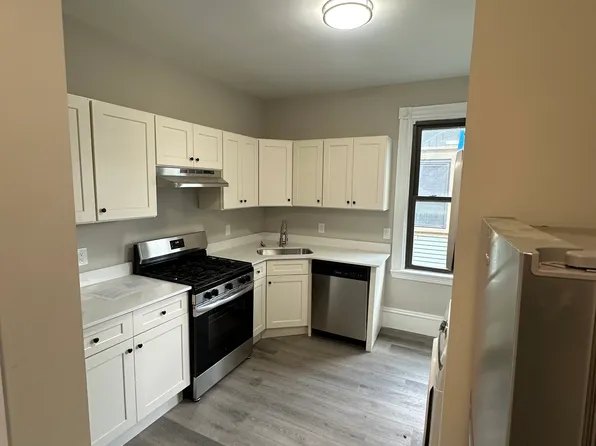 56 Walnut St, Somerville, MA