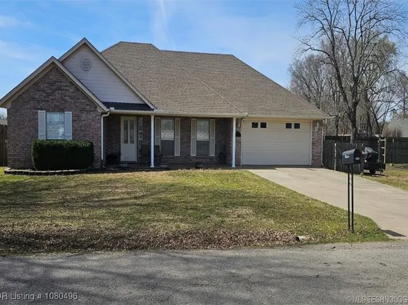 901 S Dogwood St, Sallisaw, OK 74955