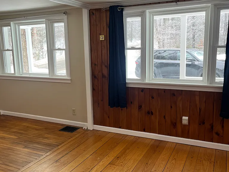 82 Old Town Rd — Photo 17