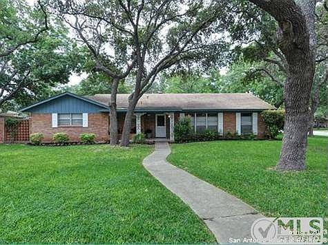 1st image of 1122 Grey Oak Dr