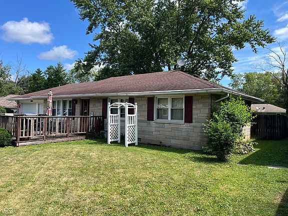 2nd image of 4204 N Rosewood Ave