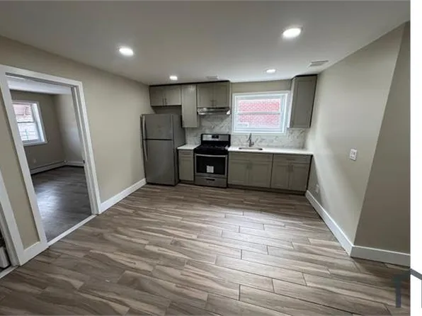 3243 Kingsland Ave Floor 2, Bronx, NY 10469