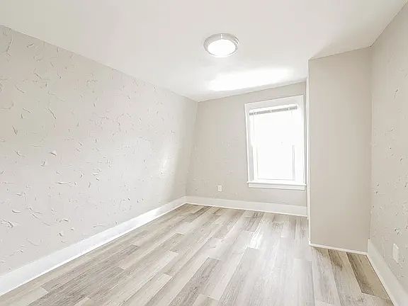 2nd image of 248 Bruce St