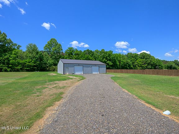 4th image of 4325 Jenny Ln