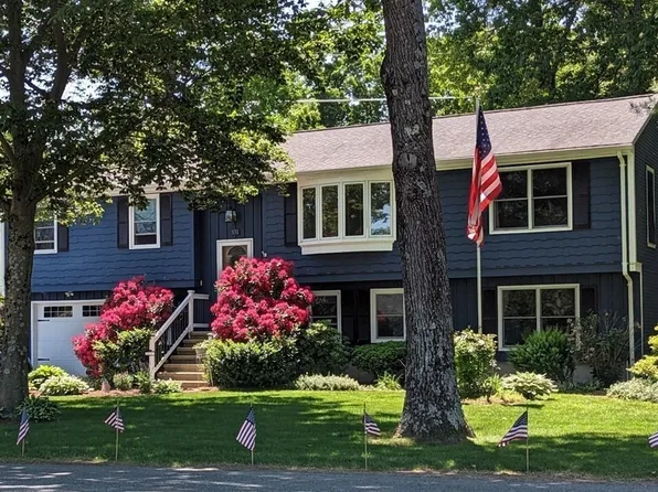 331 Barry St, Feeding Hills, MA 01030