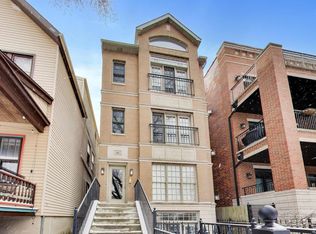 1161 W Eddy St #3, Chicago, IL
