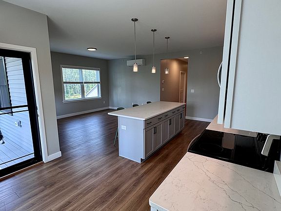 5th image of 146 Scarborough Downs Rd #312