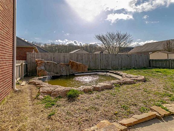 4th image of 6081 Mayfield Ct