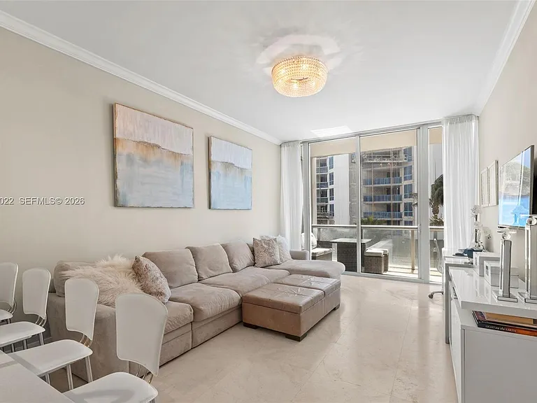 6799 Collins Ave #209 — Photo 14